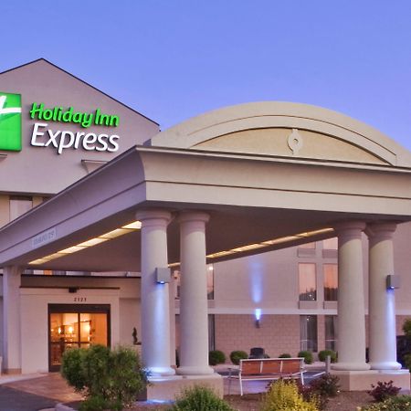 Holiday Inn Express Danville By Ihg Esterno foto