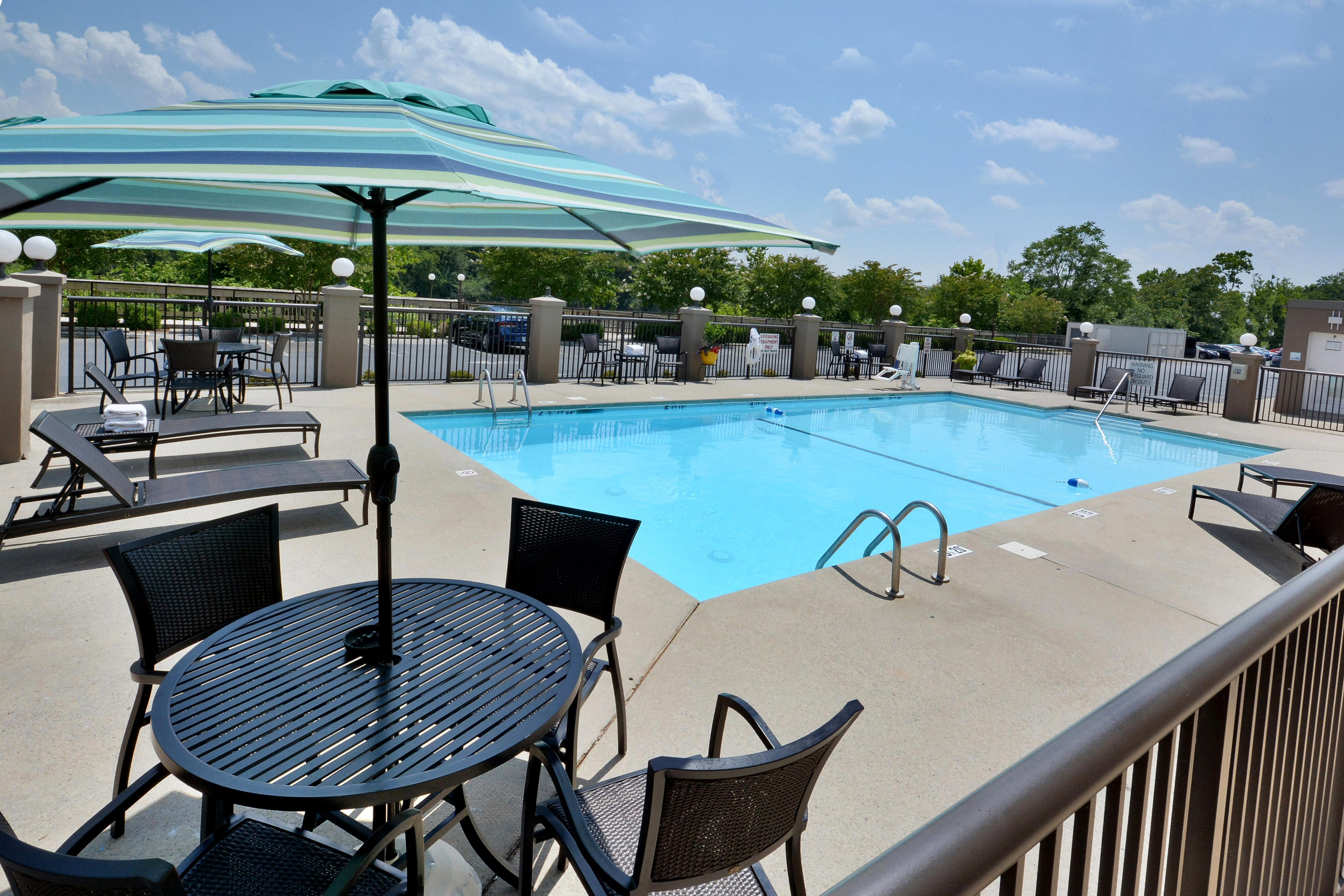 Holiday Inn Express Danville By Ihg Esterno foto
