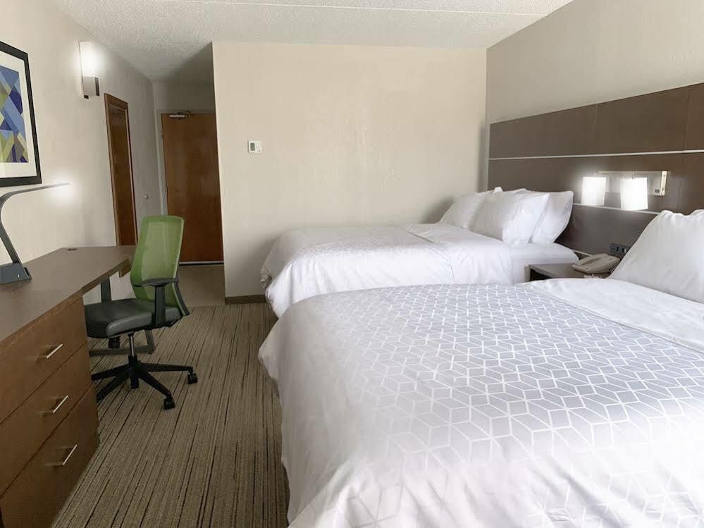 Holiday Inn Express Danville By Ihg Esterno foto