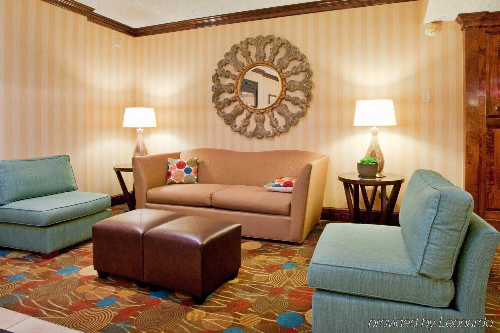 Holiday Inn Express Danville By Ihg Esterno foto